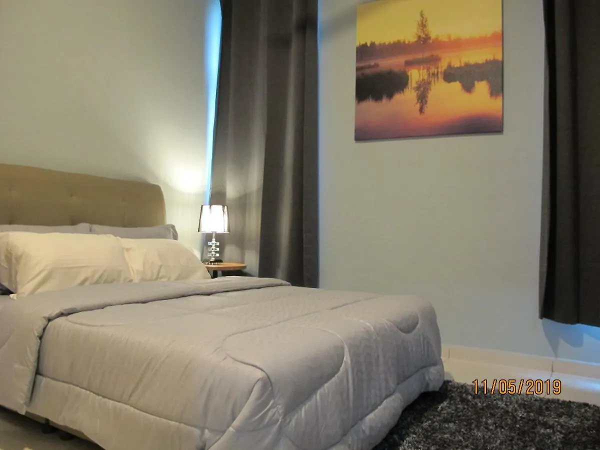 E Life D Summit Residences With Wifi & Netflix Johor Bahru